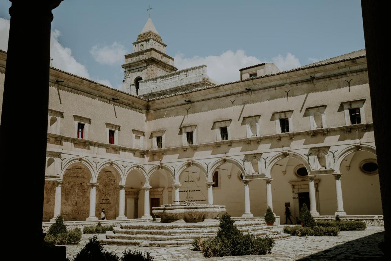 Contessa Entellina Abbazia Santa Maria Del Bosco 게스트하우스 외부 사진