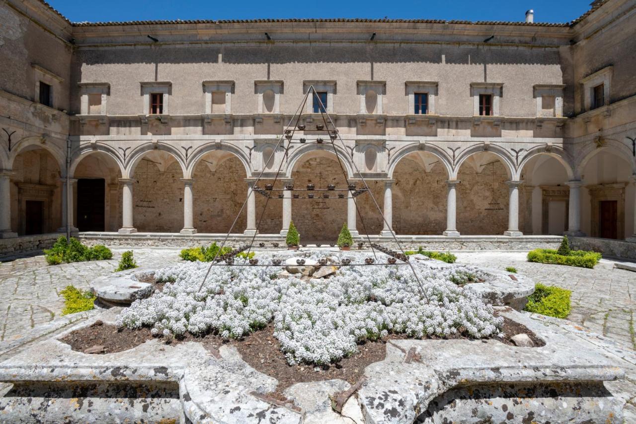 Contessa Entellina Abbazia Santa Maria Del Bosco 게스트하우스 외부 사진
